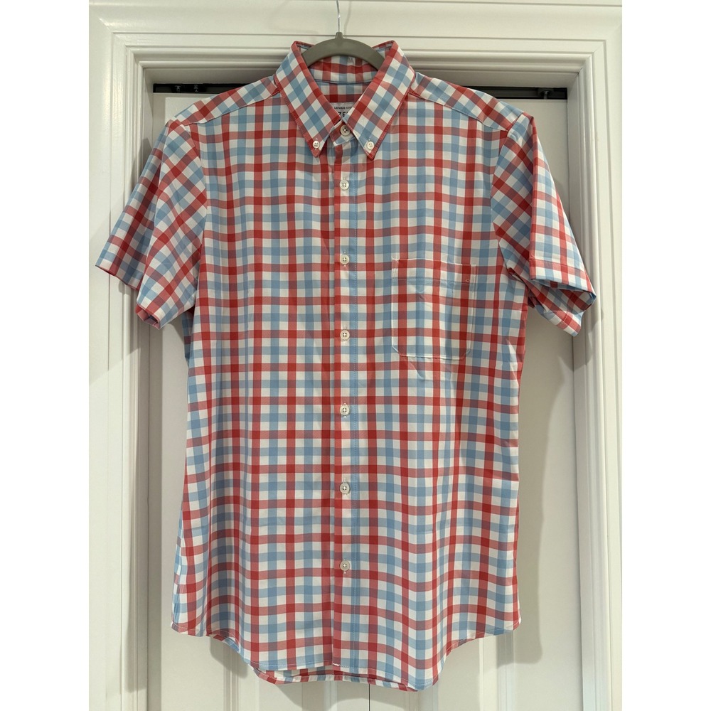 Mizzen + Main trim fit size medium red white blue short sleeve dress shirt